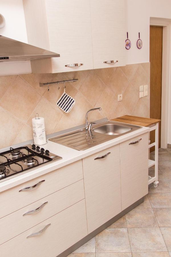 Apartments Lupus Vodice Luaran gambar