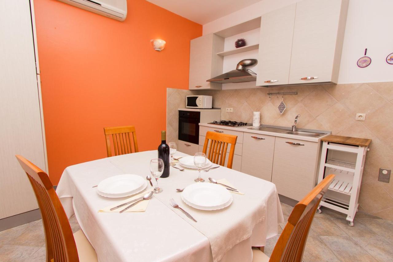 Apartments Lupus Vodice Luaran gambar